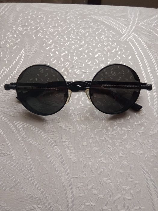 Сонцезахисні окуляри Matrix Polarized.