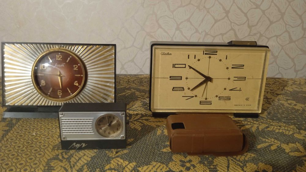 Часы настольные СССР.