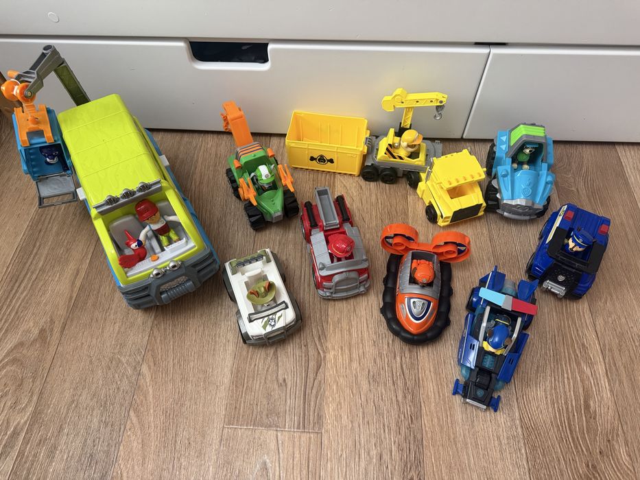 Машинки Щенячій Патруль