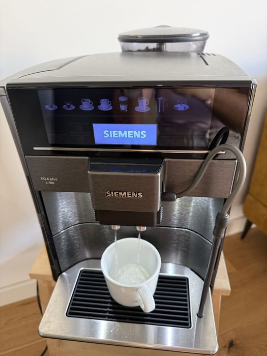 Ekspres Siemens EQ6 plus s700 TE657319RW Szerokość 28cm