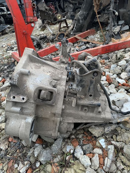 Коробка передач МКПП механика Nissan Xtrail t30 2,2 передний привод