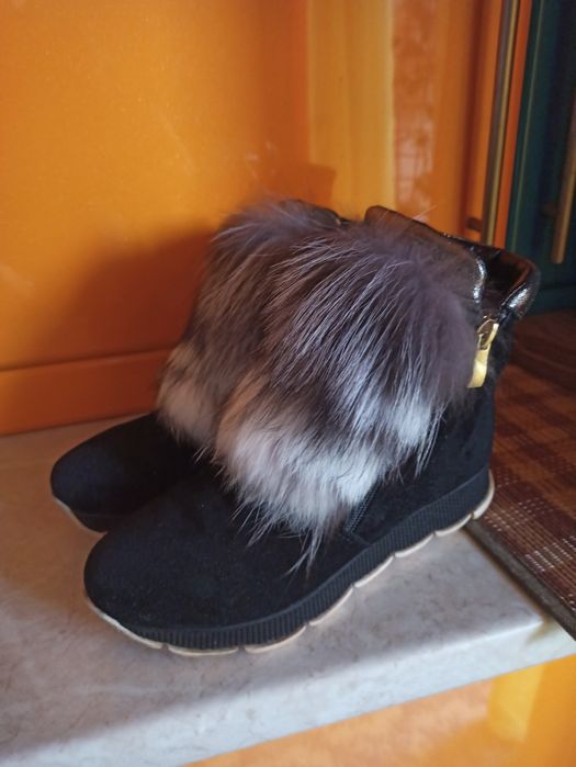 Сапожки жіночі замшеві