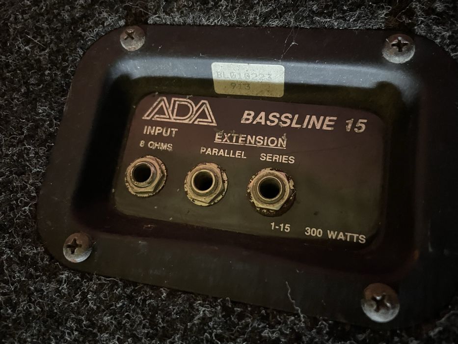 2 Monitores de palco Roland +  Speaker Amp de baixo ADA* + 2 Colunas