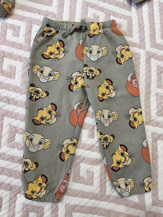 Костюм спортивний