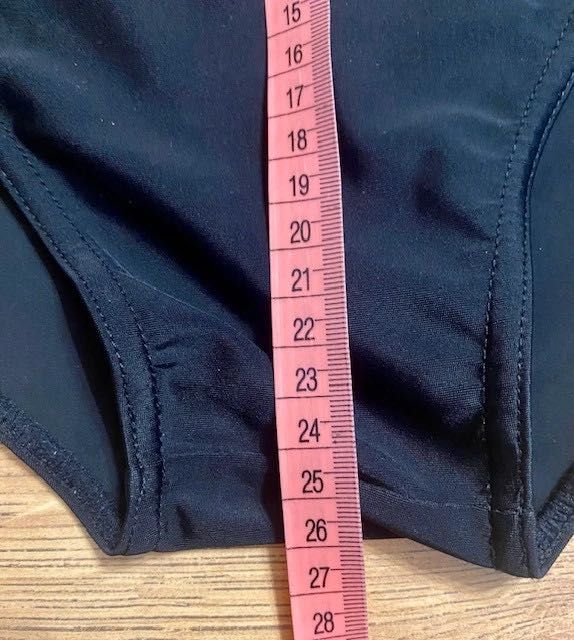 Kąpielówki męskie Ellesse - rozmiar M, poliester, czarne