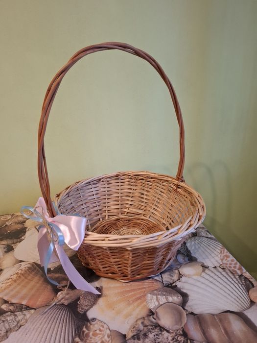 Кошик, корзина з лози, нова.
