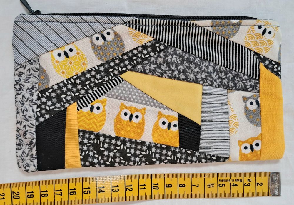 Estojo artesanal de patchwork