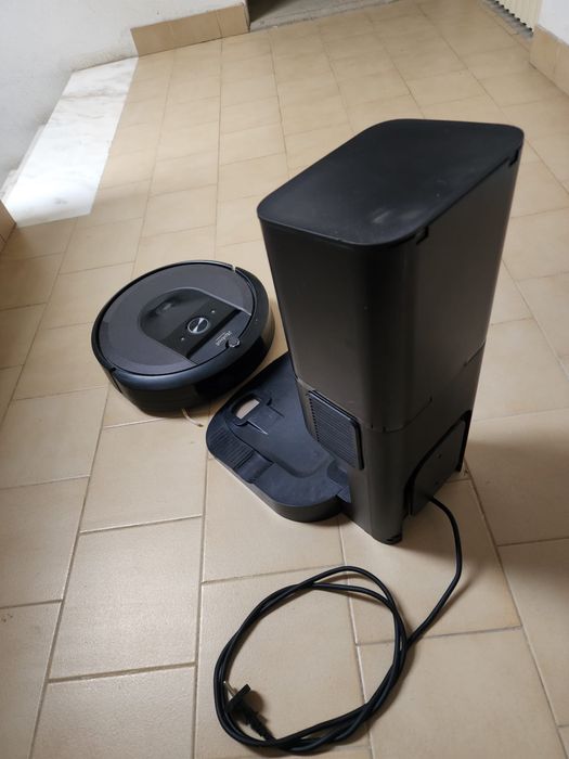 Roomba i7+ com Base Auto-Esvaziamento