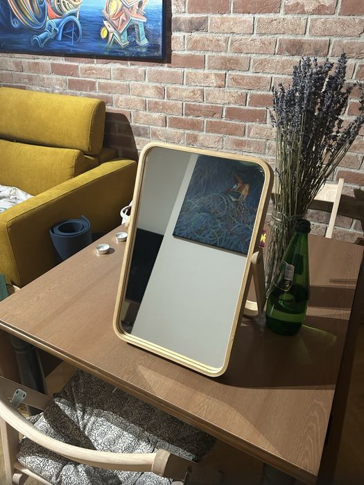 lustro stojace Ikea Ikornnes