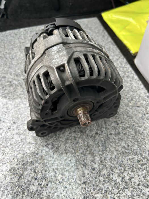 Alternador golf IV