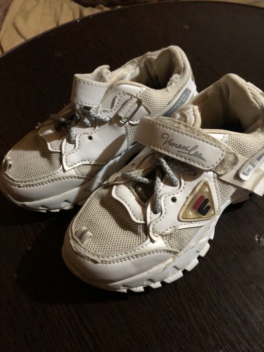 Взуття для дівчинки