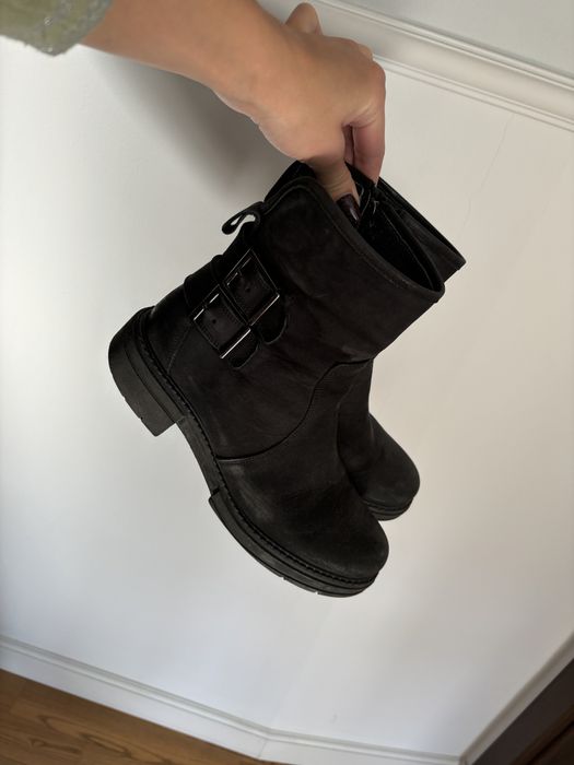 Badura czarne skórzane botki za kostkę z klamrami 38 zapinane na suwak