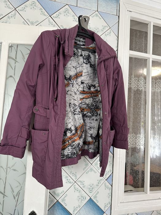 Женская куртка тонкая