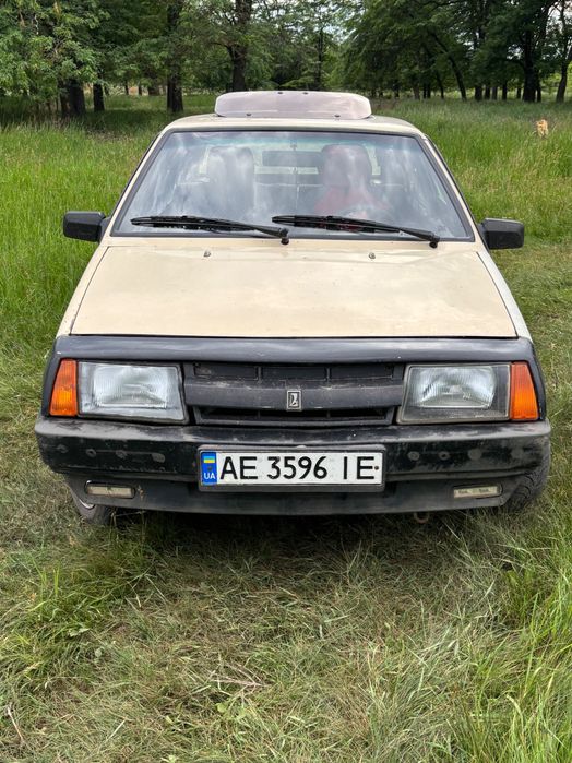 Автомобіль ВАЗ 2109