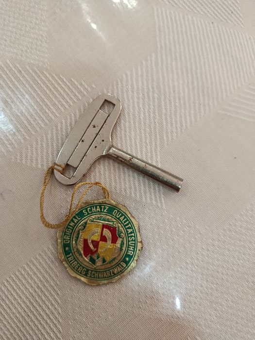 Relógio antigo igrejinha ( negociável)