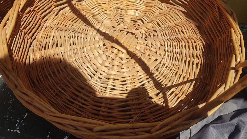 2 cestos antigos grandes