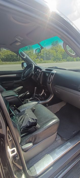 Toyota land cruiser prado 120