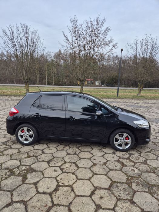 Toyota Auris 1.6 Benzyna Polift