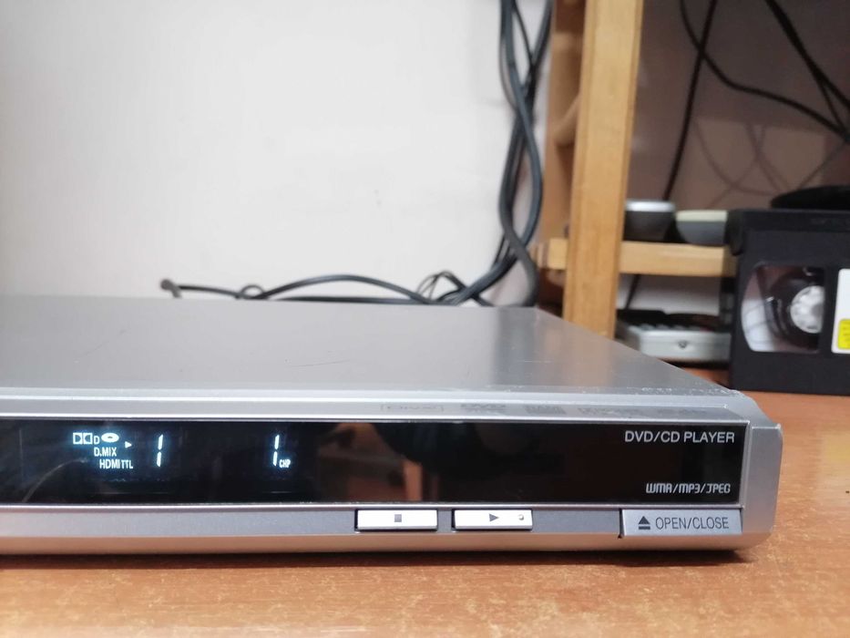 Odtwarzacz CD/DVD Panasonic DVD-S54 HDMI Pilot