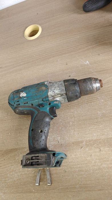 Wkrętarka Makita 18V nie reaguje