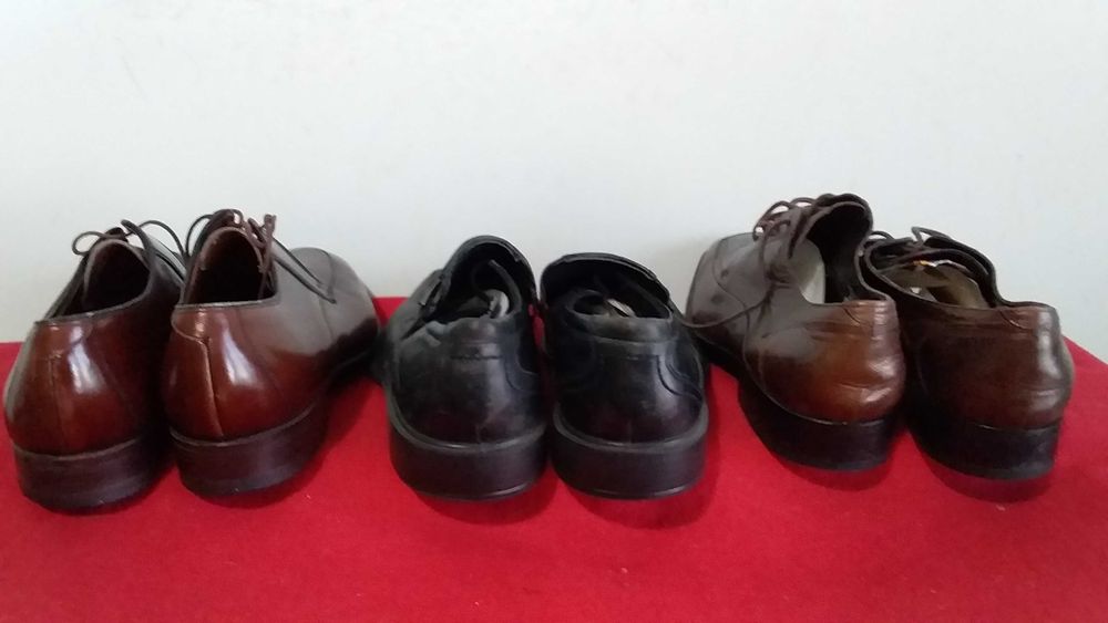 Туфлі чоловічі-шкіра натуральна-Barker-9/28,5;ecco-40/27;Hessels-43/