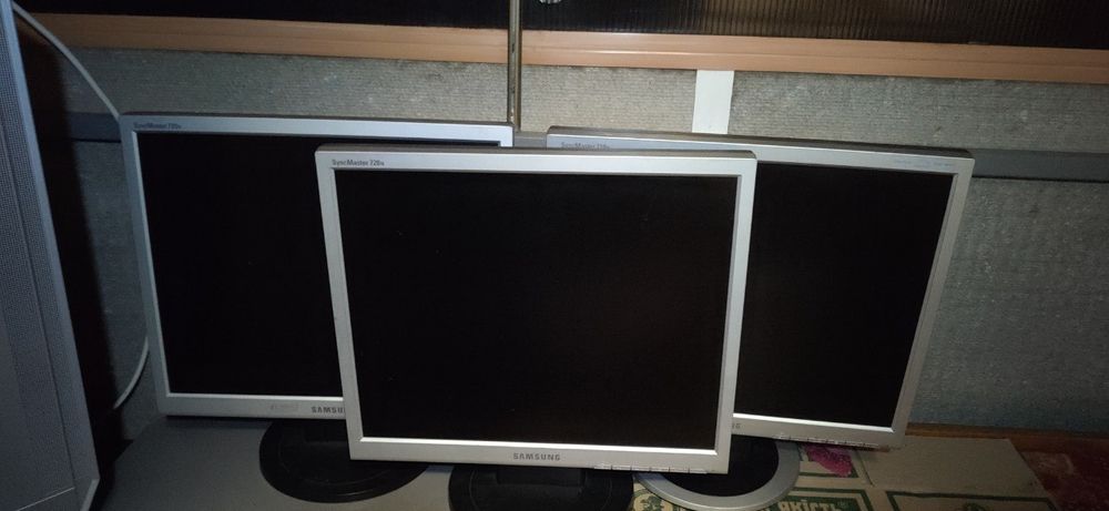 Монитор  17 дюймов