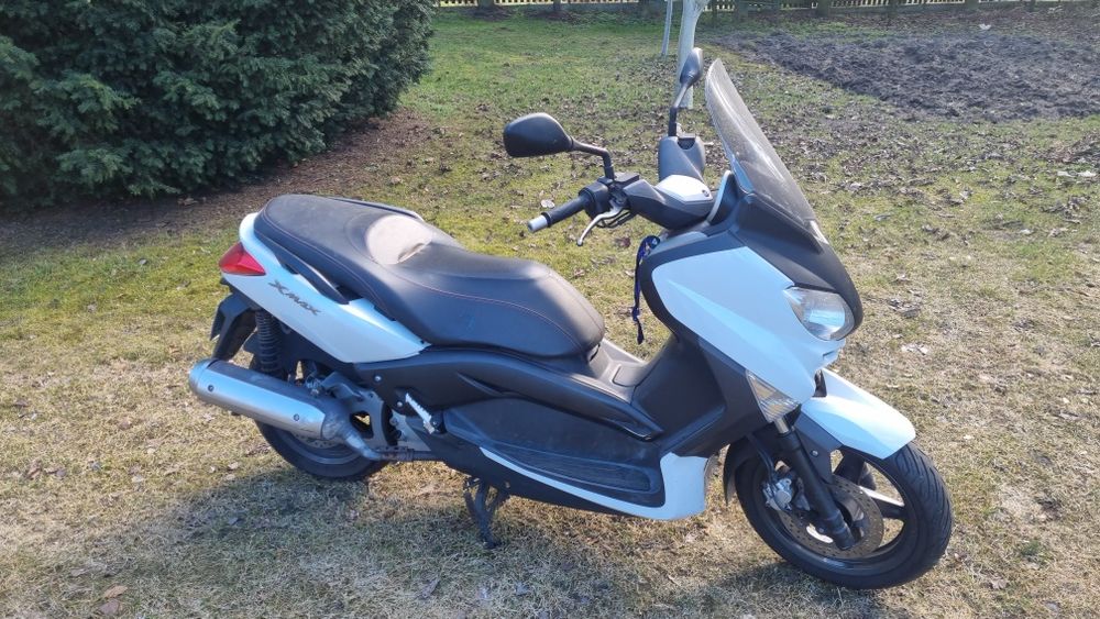 yamaha x-max 125