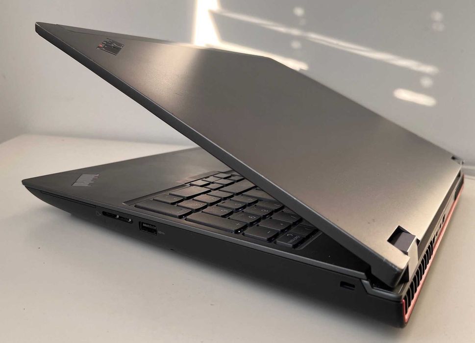 Laptop Lenovo P16 G1 i7 12850HX 32GB 1TB Ssd grafika RTX3000 12GB