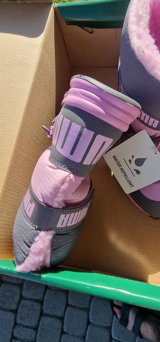 Buty zimowe na dziewczynkę  18.cm, GRATIS 3 koszulki