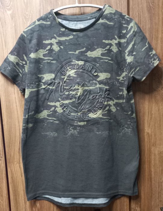 T-shirt chłopięcy z Primark roz 152cm