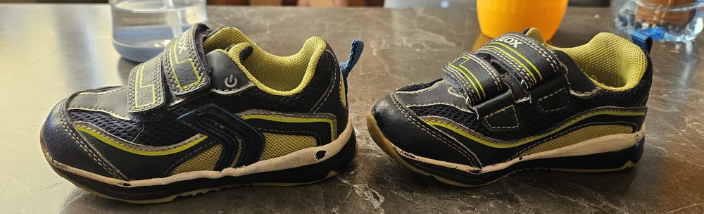 Geox buciki 23 świeci