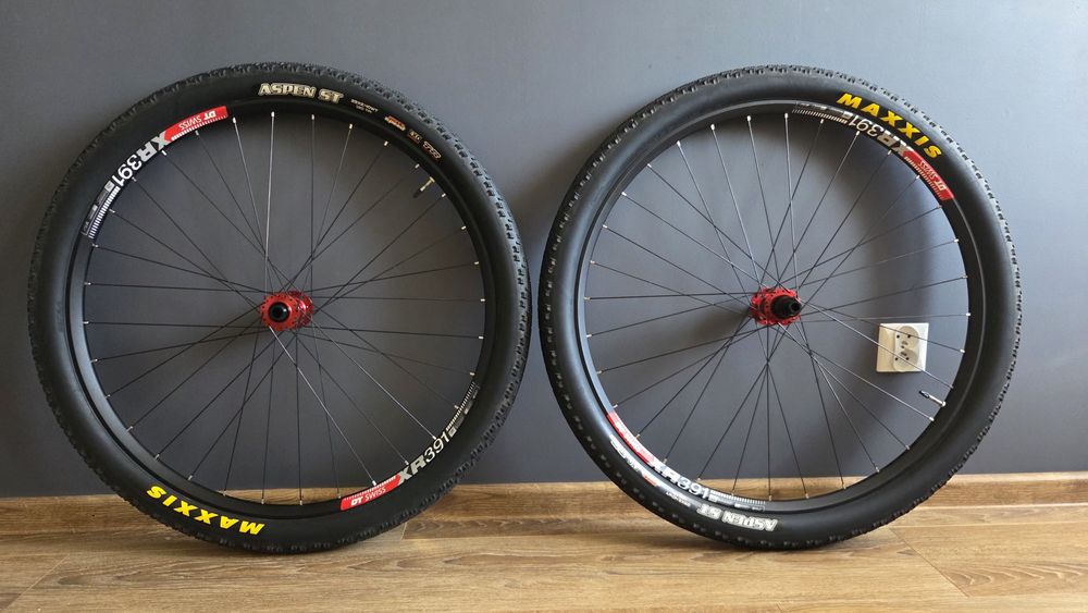 Koła  jak nowe xc trail oneup dt swiss  maxxis 29