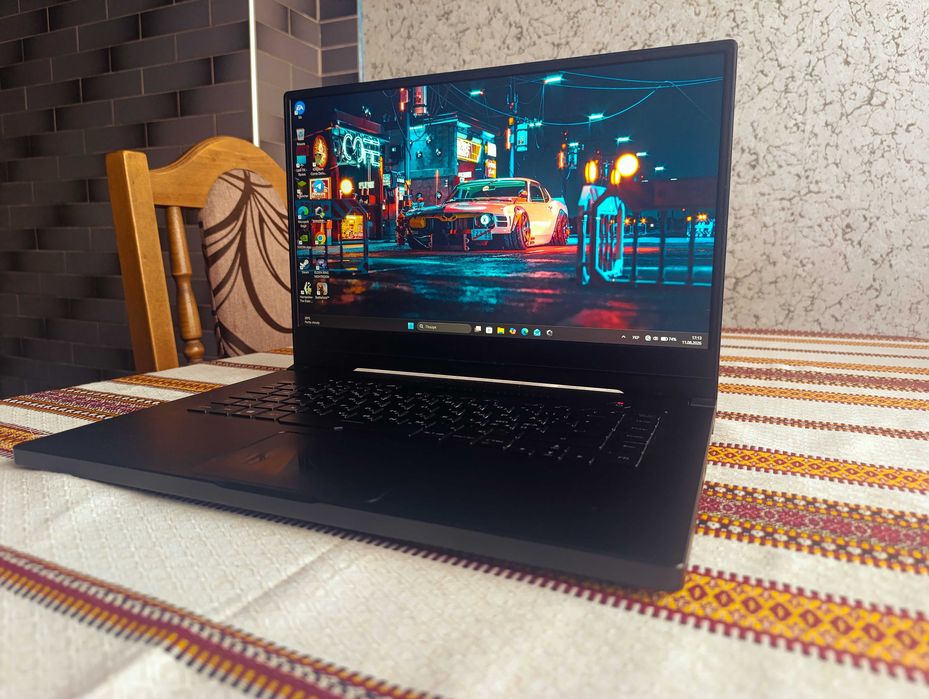 ASUS ROG Zephyrus (Ryzen 7 3750H / GTX 1660 Ti / 16GB / SSD 500GB / 144Hz)