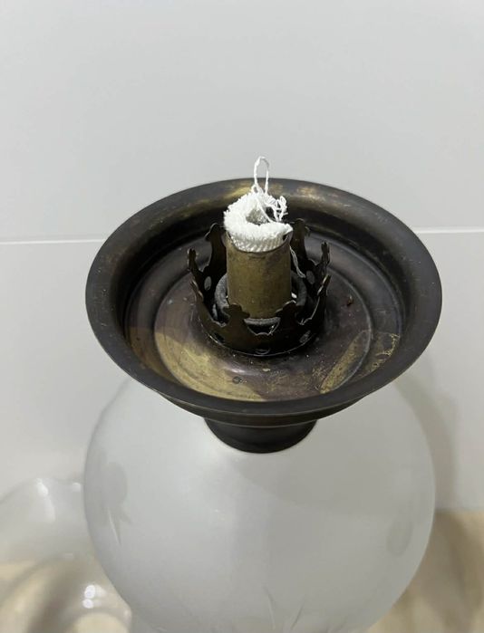 Zabytkowa lampa naftowa
