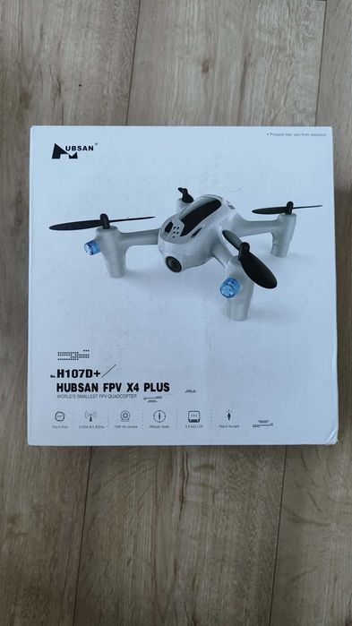 Dron Hubsan X4 H107D+ (zapasowe baterie karta pamięci zapasowe śmigła)
