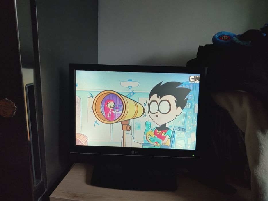 Televisão TV LG 19” modelo 19LS4R em bom estado.
Funciona perfeitament