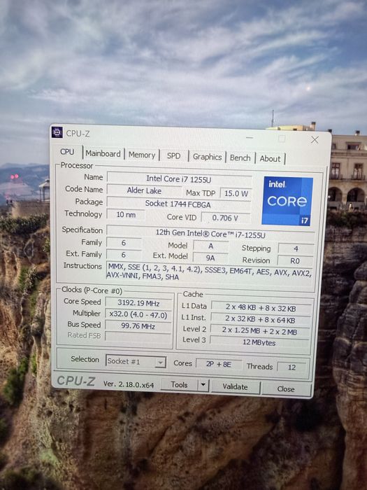 Microsoft Surface Pro 9 13” i7 1255U, 16GB RAM, 512GB, Intel Iris XE