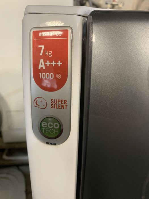 Продам пральну машину Ariston Aqualtis AQS73F09, 7 кг. Гарантія.