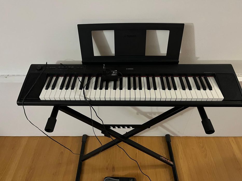 Yamanha Piagero NP-12 com pedal (negociável)