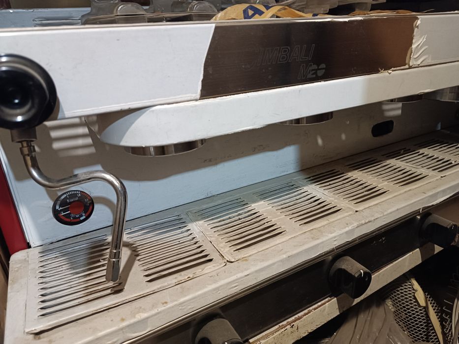 Профессиональная кофеварка LA CIMBALI, модель М 20