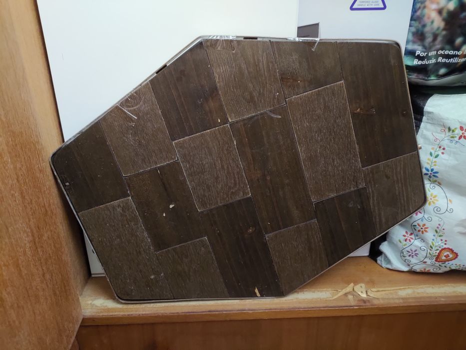 Mesa Nórdica, 4 pés AREA