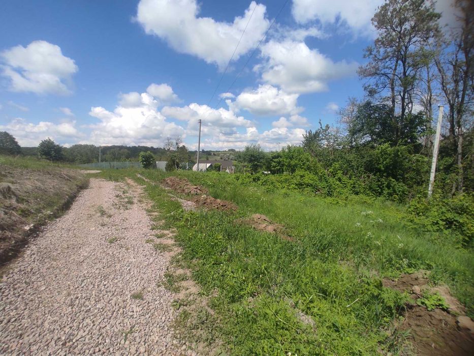 Земельна ділянка під базу відпочинку та інше.1Га біля лісу!Обухівський