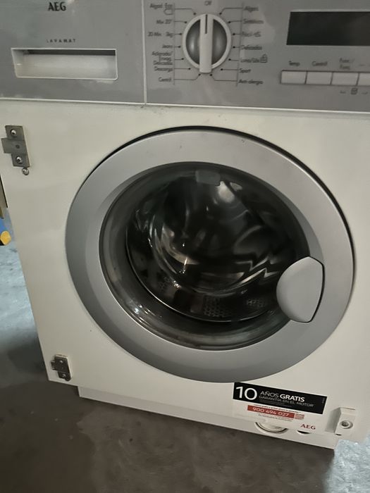 Maquina Lavar Roupa AEG. Para pecas