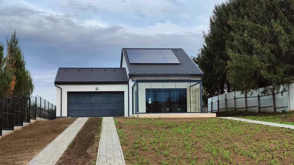 Aluminiowe Zadaszenie Tarasu – Sunbreak, 20 lat doświadczenia, Montaż