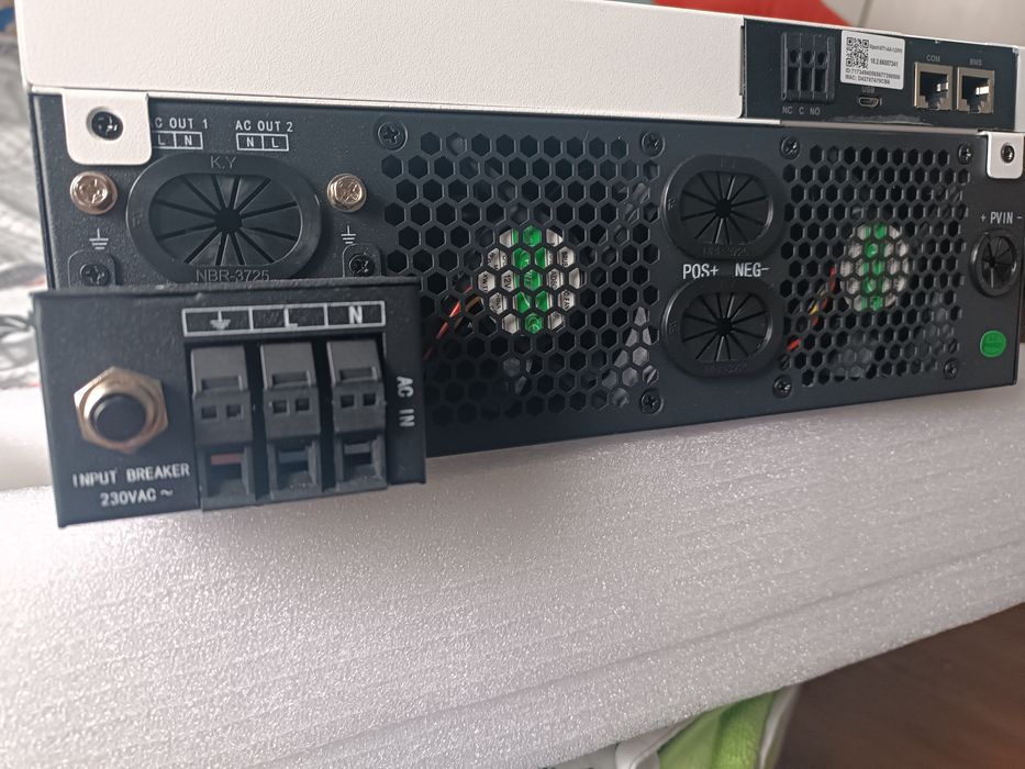 Гібридний інвертор Off-Grid Jesudom 4 кВт 24В–230В, вбудований wi-fi, два виходи