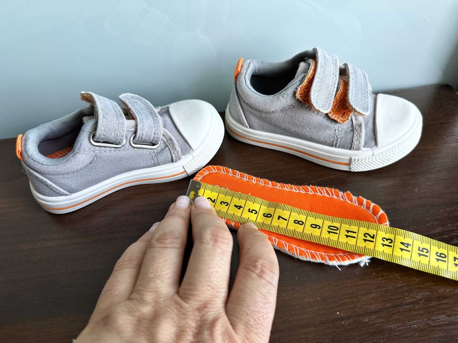 Кеди  20р. Бренд NEXT дитячі ,мокасини, кросівки