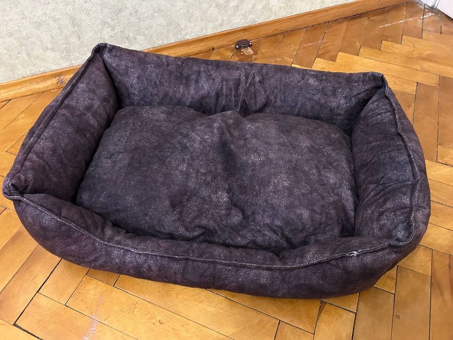 Диван лежанка для кота.