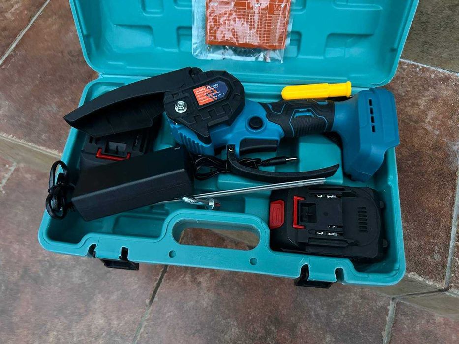 Мини пила аккумуляторная цепная 20см Makita +2️⃣акб‼️ Пилка Макита 8"