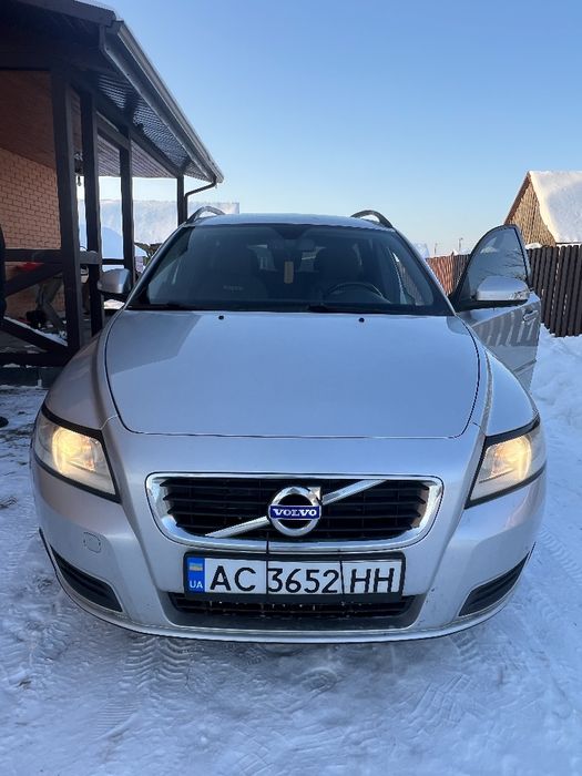 Вольво в50 2010р.