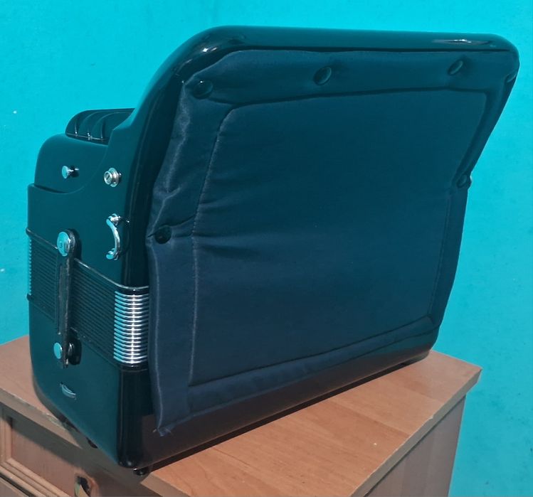 Баян італійський пятирядний ACCORDIOLA , акордеон аккордеон